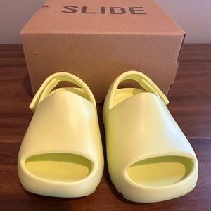 Yeezy Slide Infant, 4K